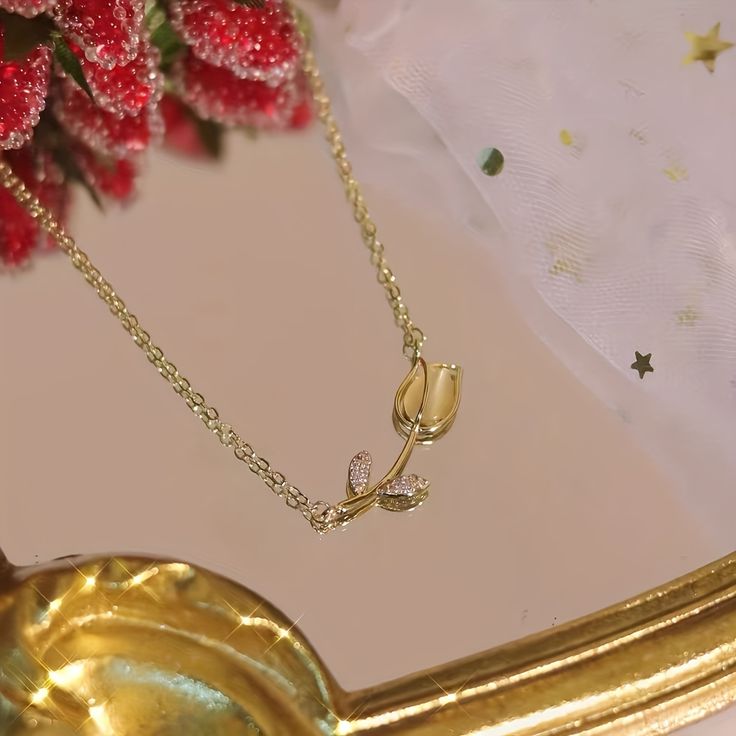 COLLAR TULIPAN DORADO