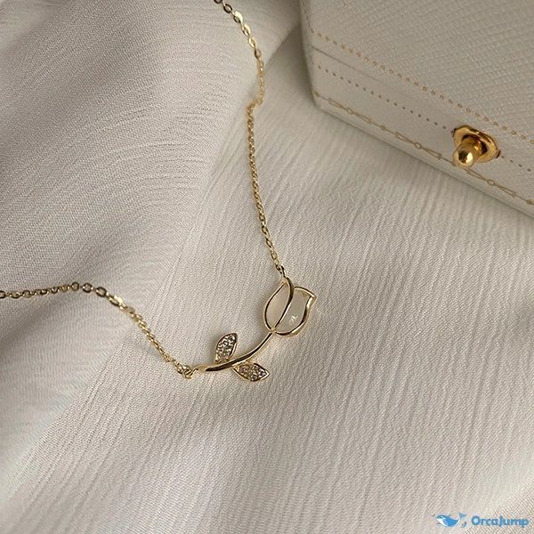 COLLAR TULIPAN DORADO